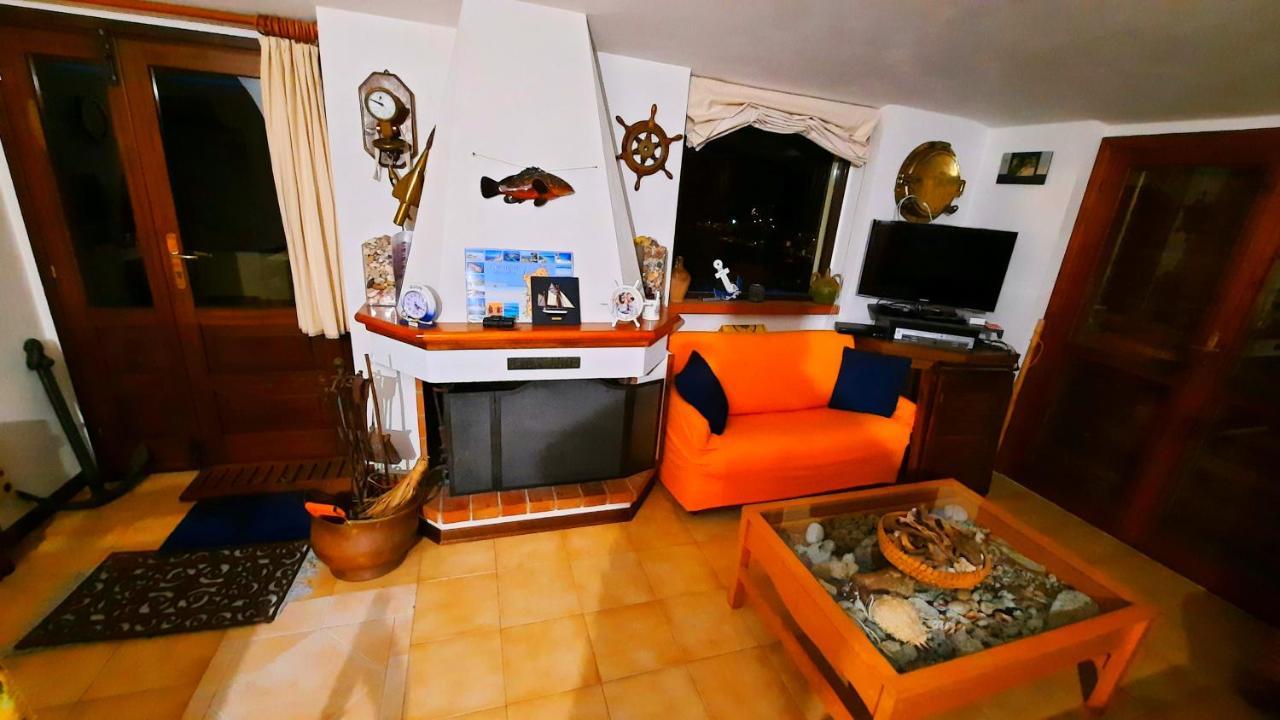 Bella Vista Apartment Cala Gonone Exterior photo